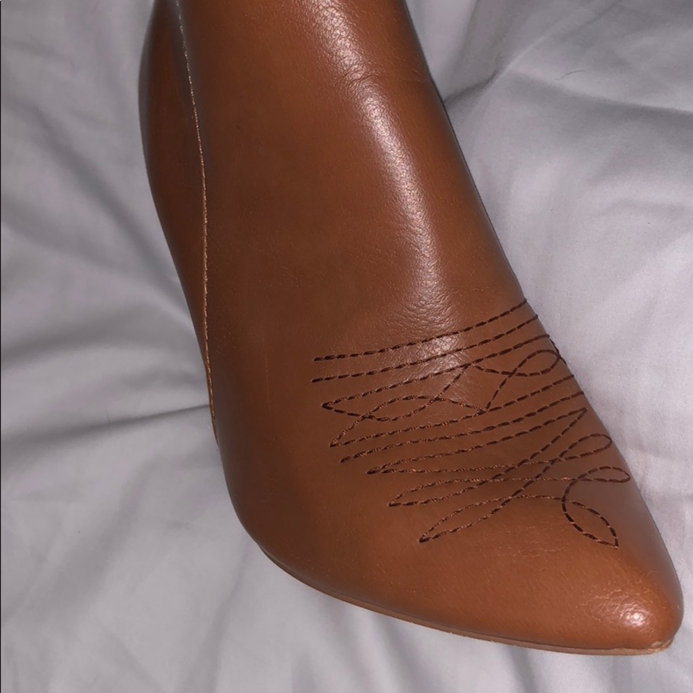 Booties -Cognac - Picture 3 of 3